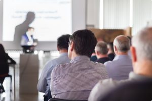 Header_featured image & slider_business meeting_presentation